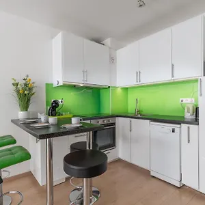 https://marias-family-home-with-parking.inbudapesthotels.com